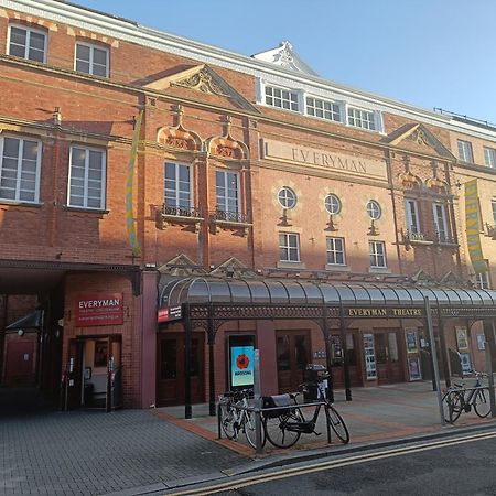 Rooms On The Prom Cheltenham Exterior foto