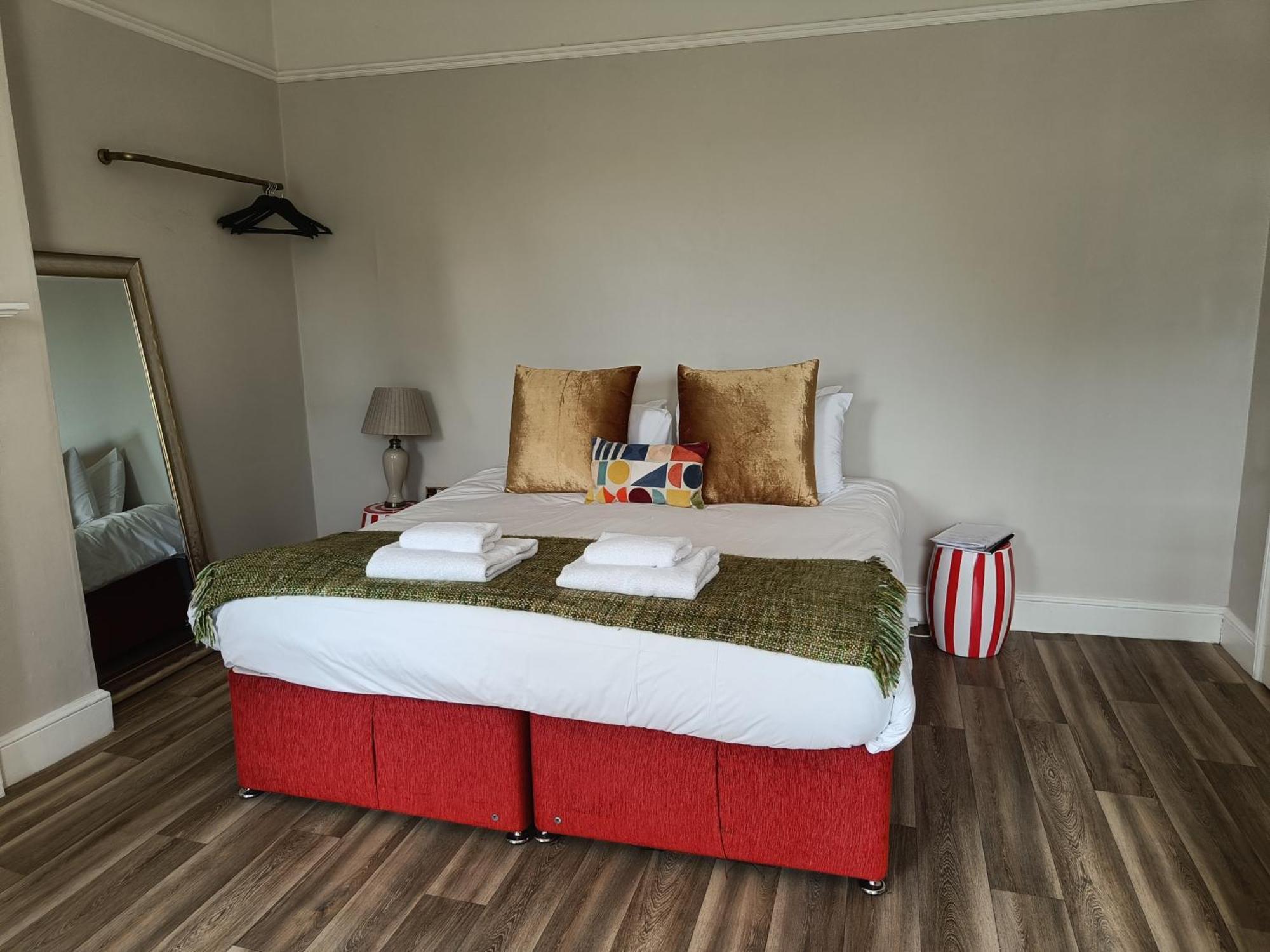 Rooms On The Prom Cheltenham Exterior foto